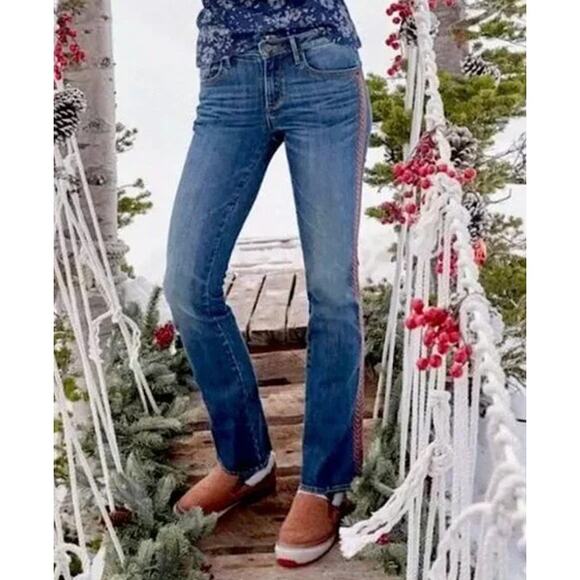 Driftwood Kelly Bootcut Jeans Embroidered Chevron Mid-Rise Flare Leg, Blue - Picture 11 of 11